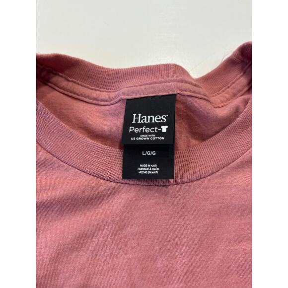 Put it On my Husbands Tab T-shirt Funny Relatable Tee - Picture 3 of 4